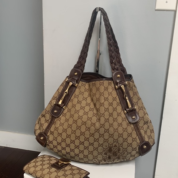 Authentic Gucci bundle - Picture 3 of 16